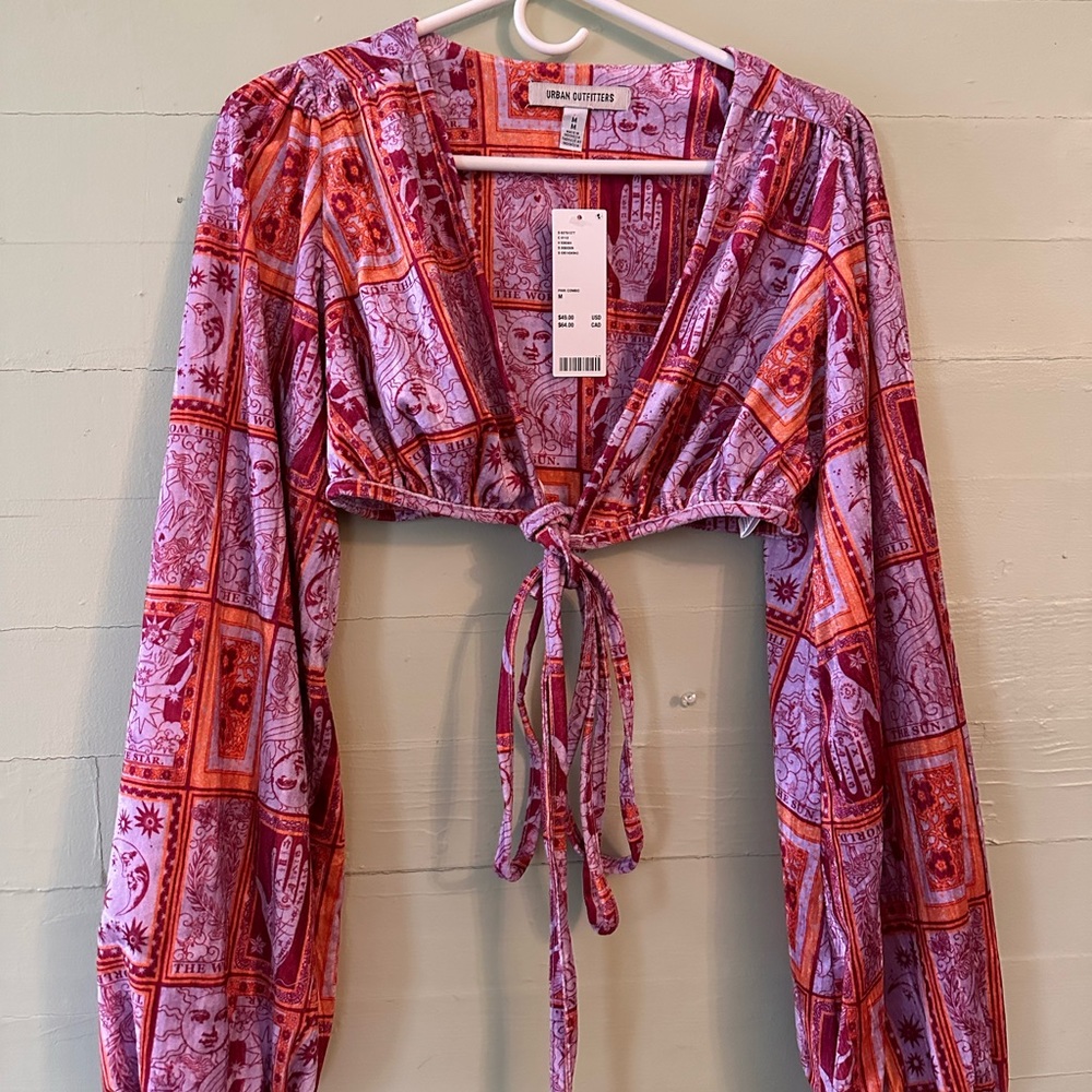 urban outfitters cropped top